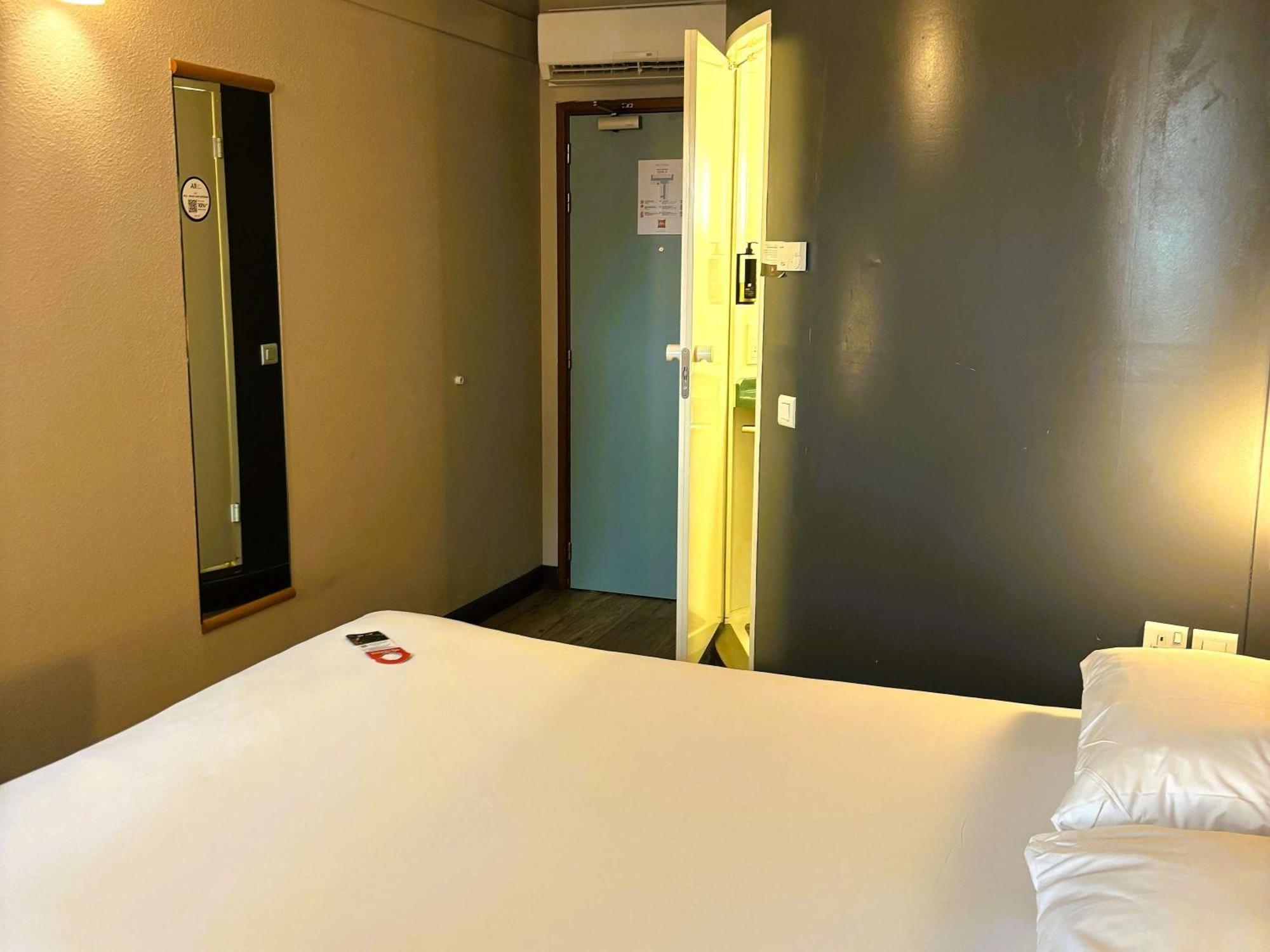 Ibis Carlisle City Centre Esterno foto
