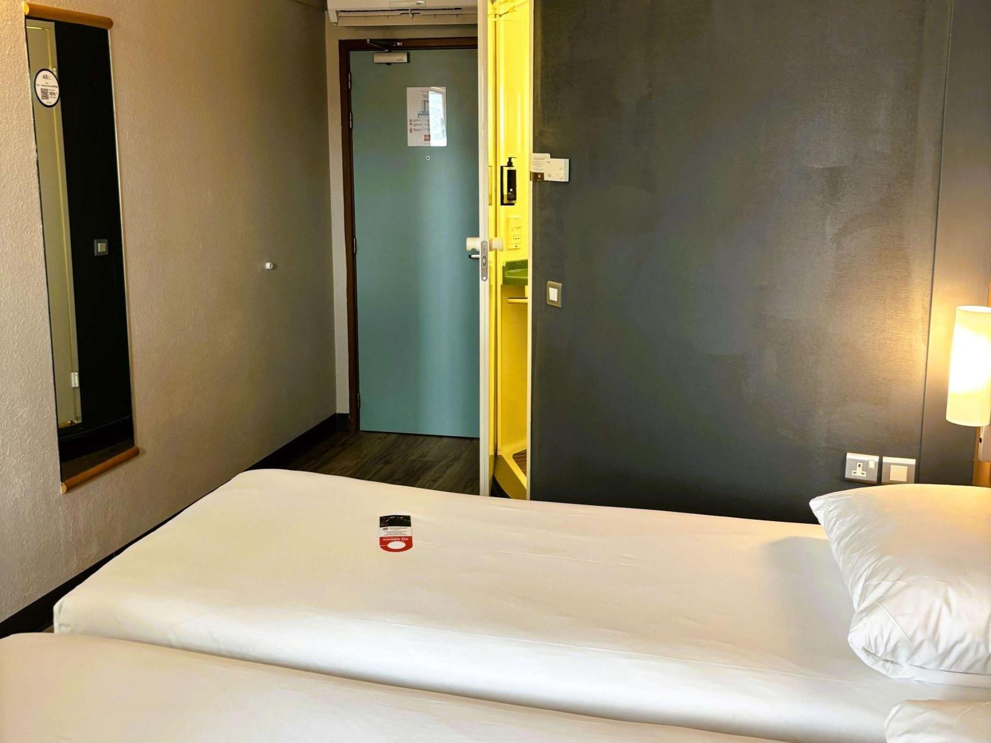 Ibis Carlisle City Centre Esterno foto